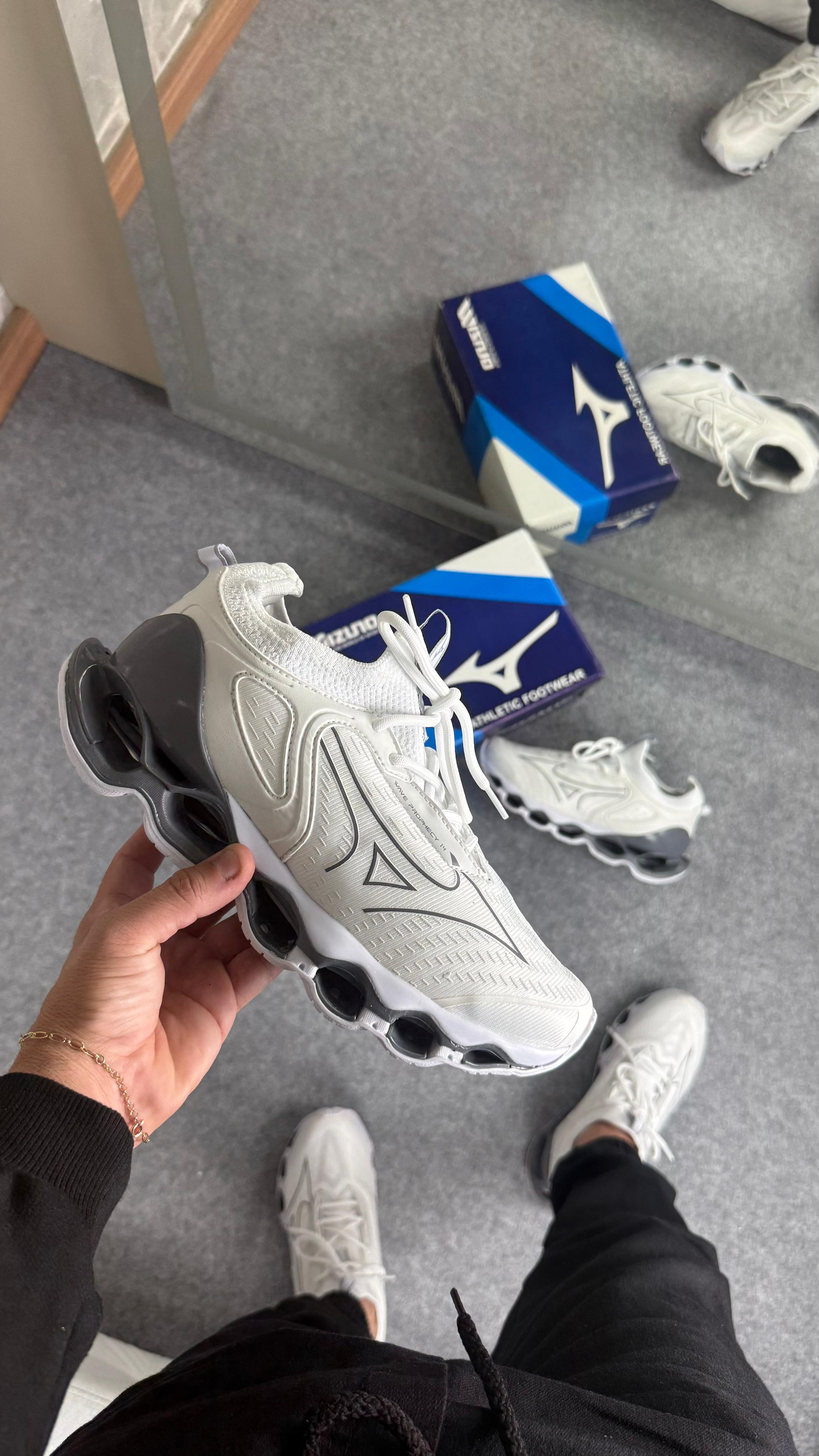 Mizuno Pro 14