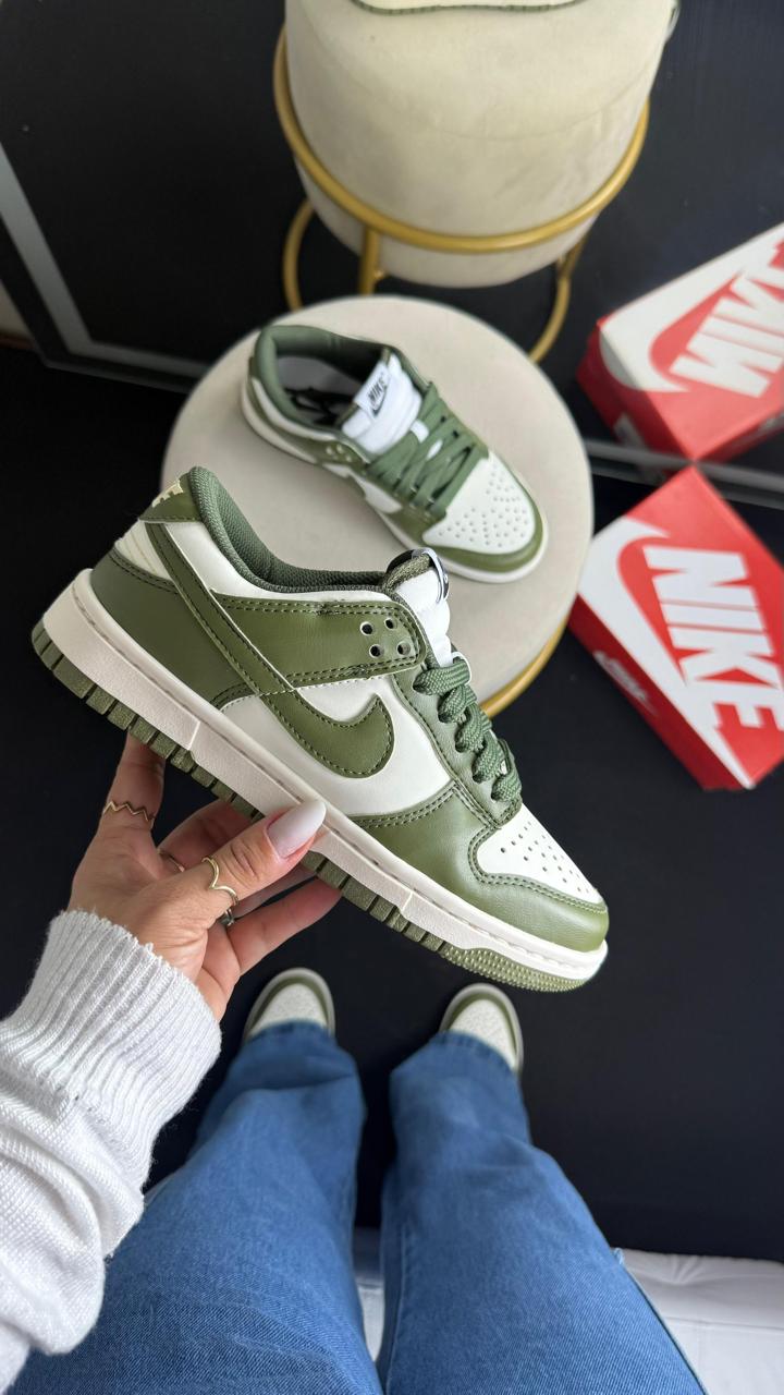 Tênis Nike Dunk