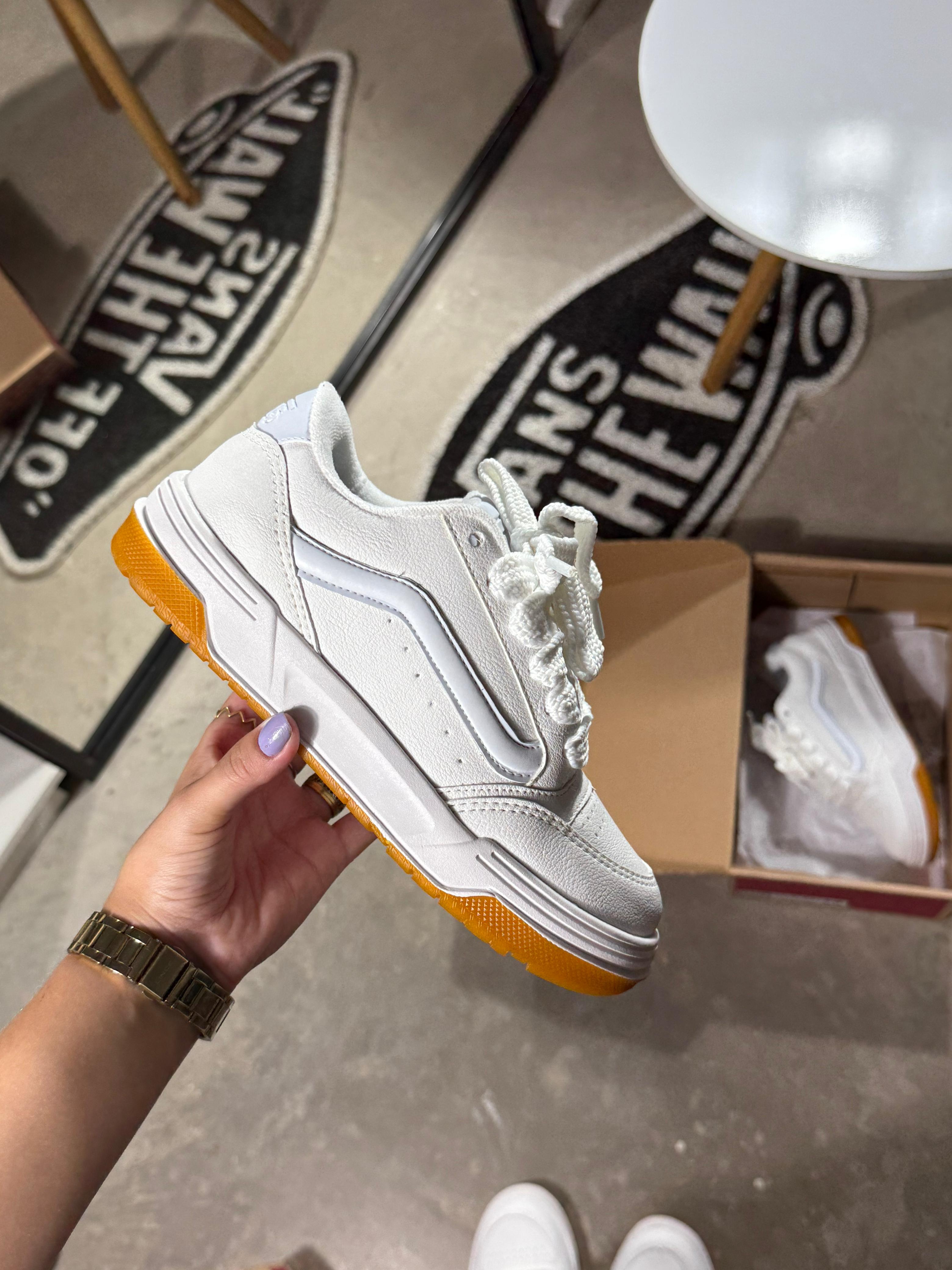 Tênis Vans Hylane Branco Gum