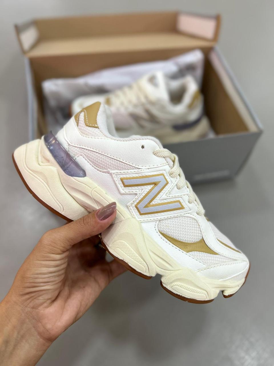 New Balance 9060