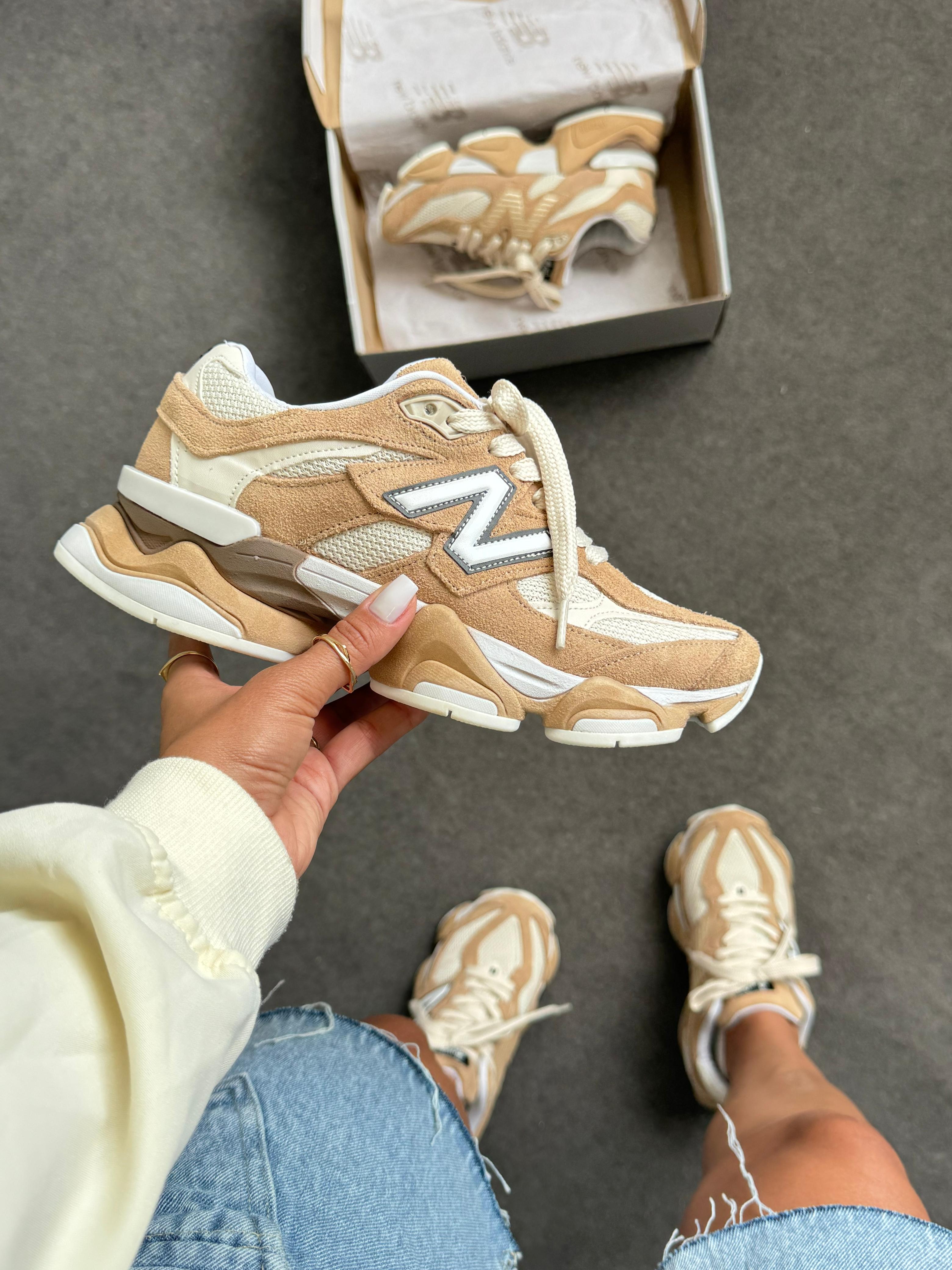 New Balance 9060